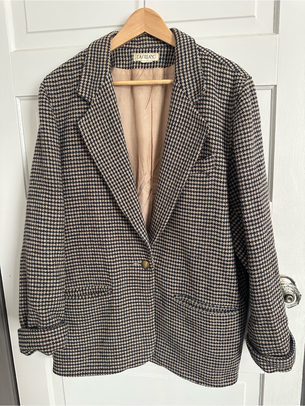 Vintage Houndstooth Single-Button Blazer